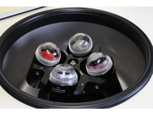 Heraeus-Biofuge-Primo-R-interieur HERAEUS Biofuge Primo R Centrifuge