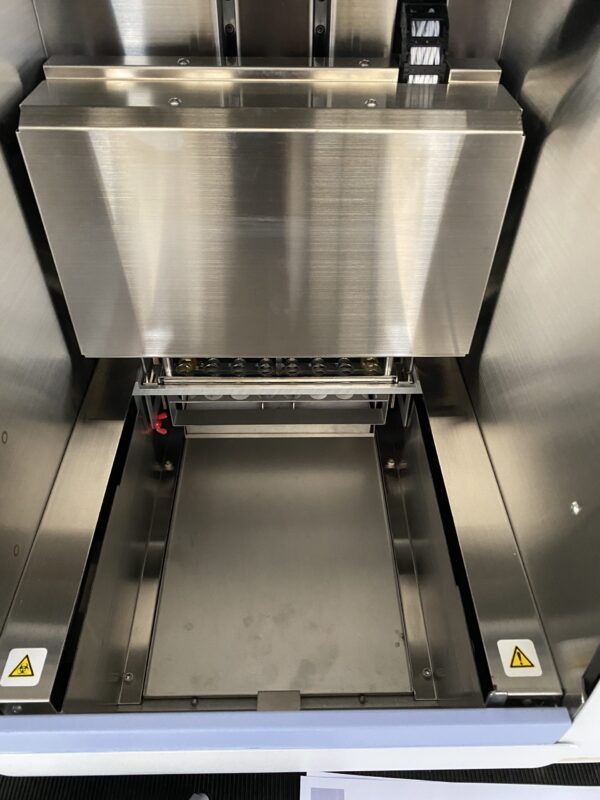 ROCHE MagNa Pure Compact